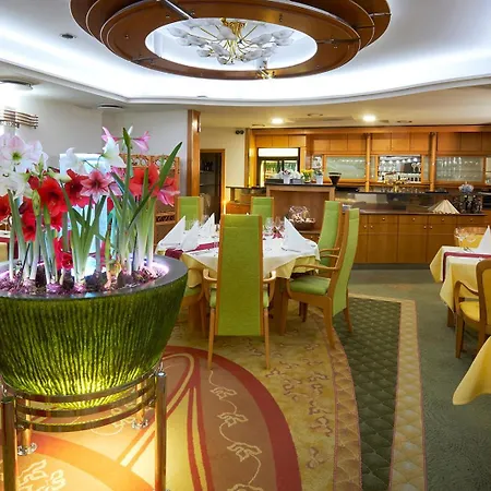 Eroplan Hotel