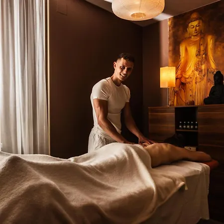 Eroplan Hotell