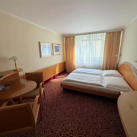 Eroplan 4*